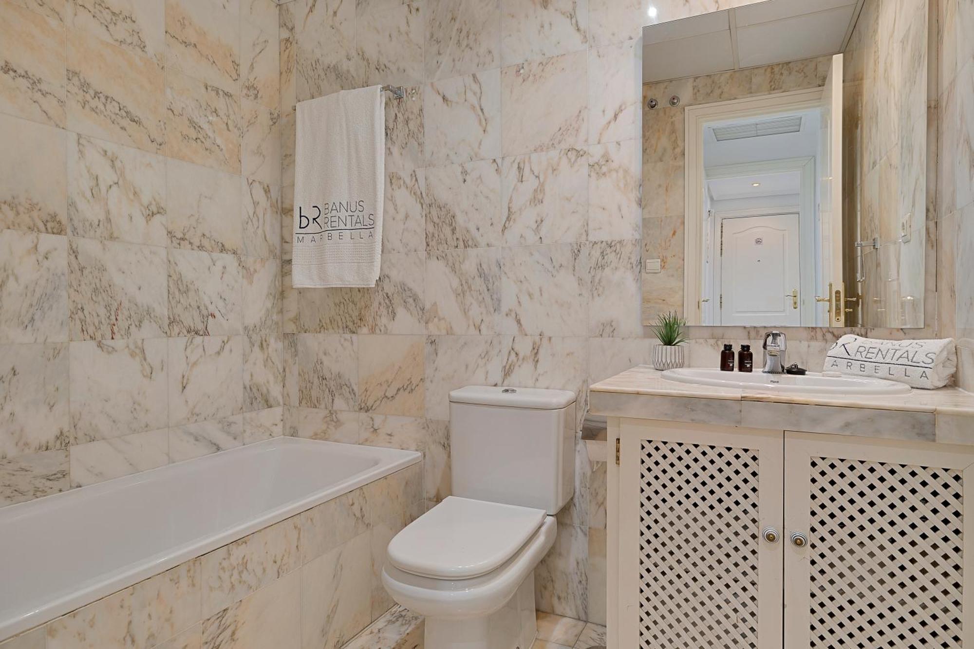 2 Bedroom Apartment In Medina Garden - Puerto Banus Марбелья Экстерьер фото